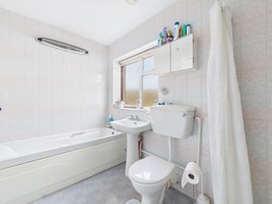 Family Bathroom Bath- click for photo gallery